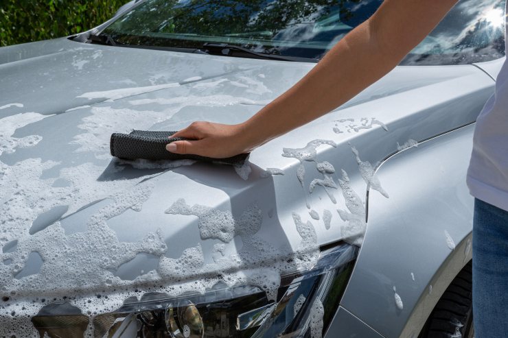Quel chiffon microfibre choisir pour nettoyer sa voiture ?